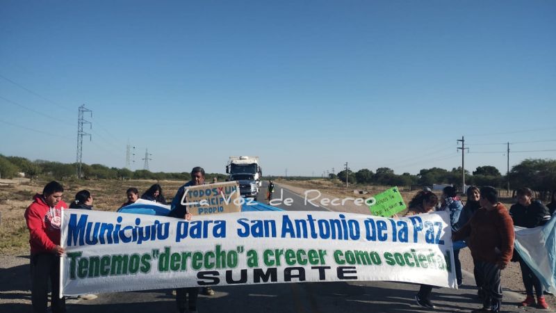 Cortan ruta en San Antonio de La Paz