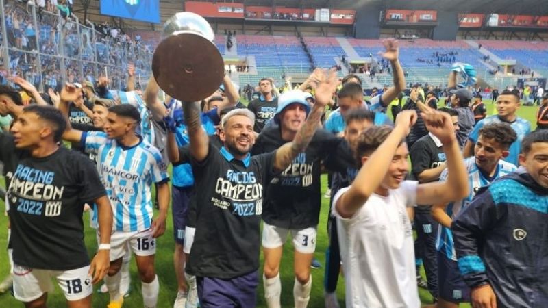 Racing (Cba.) venció a Va. Mitre y ascendió a la Primera Nacional