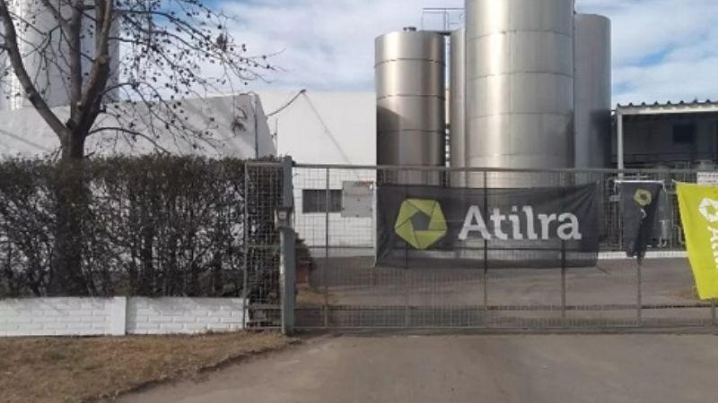 Gremio lechero convocó a un paro “total y sorpresivo” todas las plantas del país