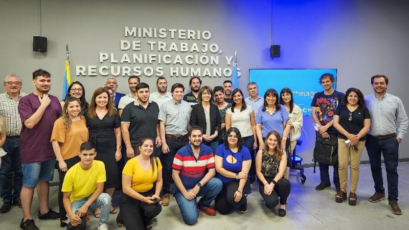Más becados se suman al Programa de Promoción del Empleo Privado Registrado