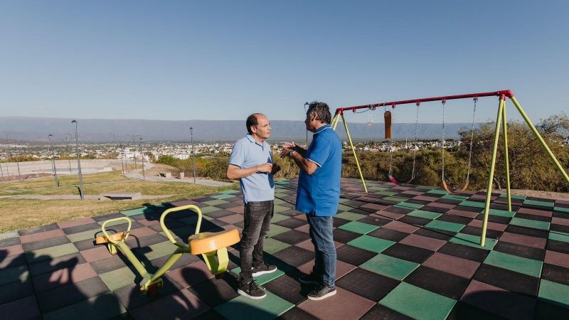 Saadi junto a Edgardo Depetri, recorrieron obras en la ciudad