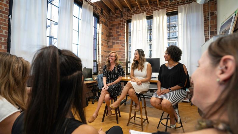 Las técnicas de las grandes empresas para acompañar a sus talentos a concluir el año laboral