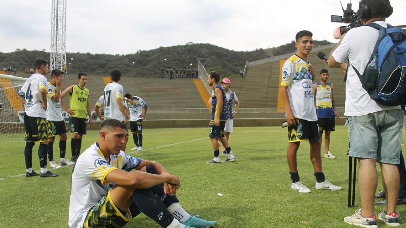 Victoria y clasificación cruzadas por la pena, en “Poli”