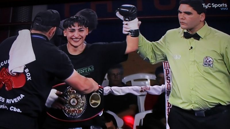 Fulminante  KO de la “Capricho” Romero, en Uruguay