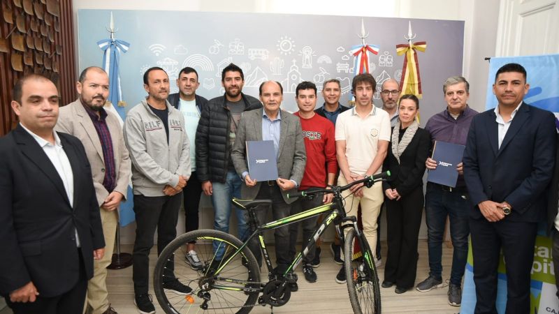 Lanzamiento de la línea de crédito "Vamos en Bici"