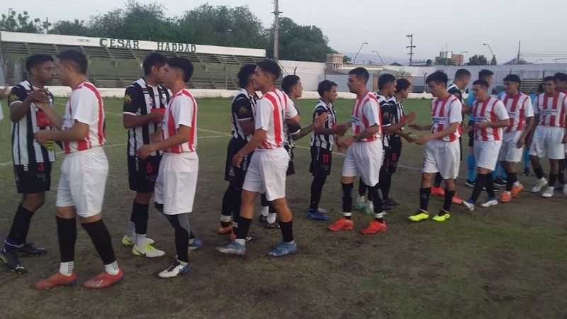 Se queda Vélez?, “Poli” arrimó y el “Pincha, ¿festeja?