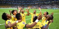 FESTEJO FINAL de los ecuatorianos, tras superar a Qatar en el debut.