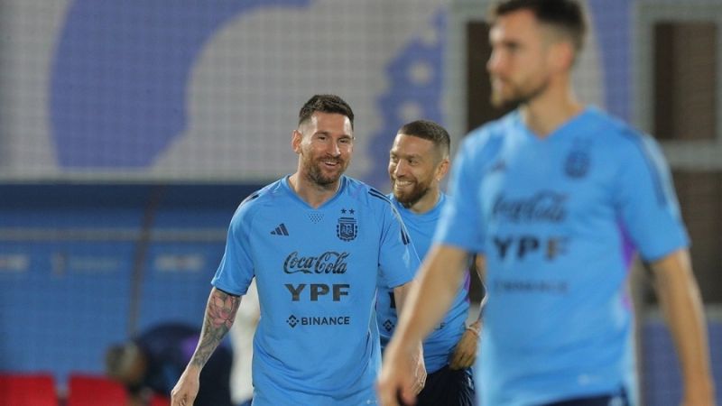 Lionel Messi entrenó con el resto de sus compañeros