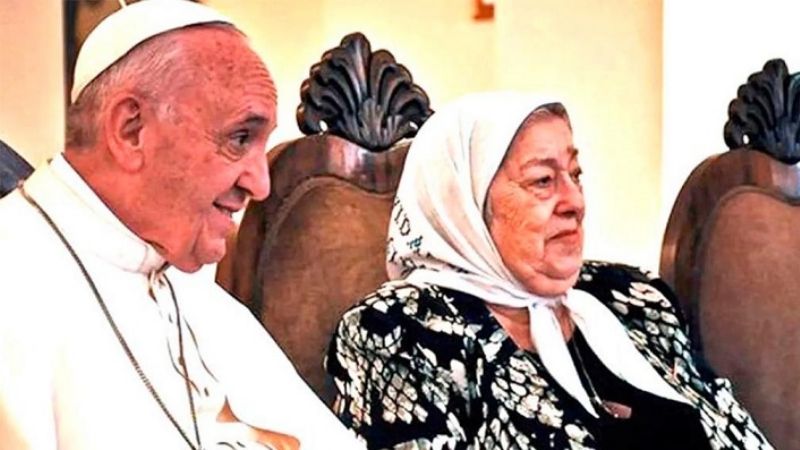 Francisco envió un emotivo mensaje a las Madres de Plaza de Mayo