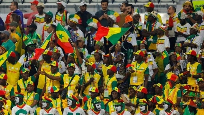 Holanda venció 2-0 a Senegal, en el Grupo A