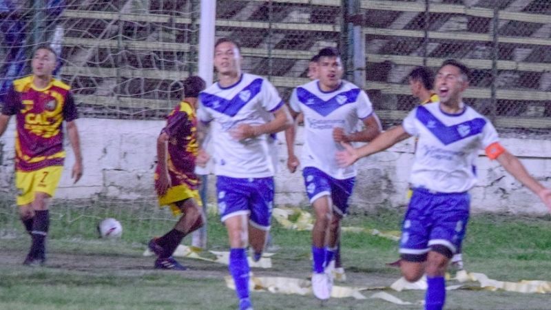 Vélez no afloja y se ilusiona; hoy “Defe” quema “cartuchos”