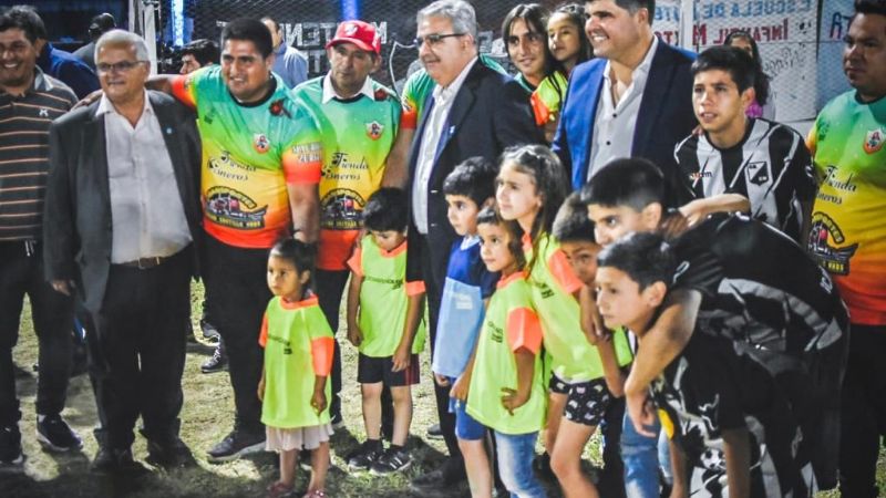 El Gobernador inauguró importante obra hídrica