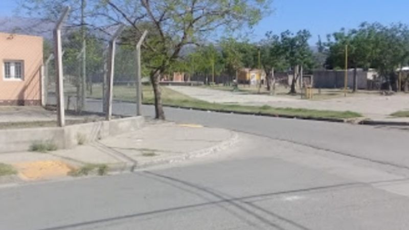 Amenazó de muerte a una comerciante