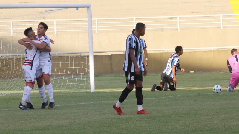 Set “Ocotero”, 6-0 a Los Chelcos; caídas de “Poli” y San Martín