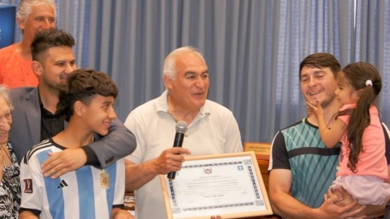 “Merito San Fernando” para el futbolista Rafael “Tatín” Molina