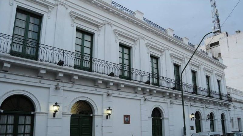 Reclamo salarial y pedido de audiencia de judiciales a la Corte