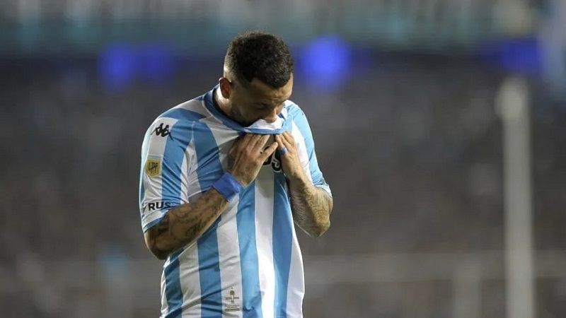 Cardona se fue de Racing y hasta retiró sus pertenencias