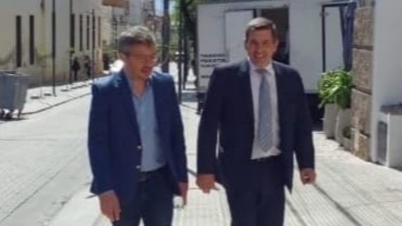 Manzi se presentó en la justicia e insistió con un operativo político