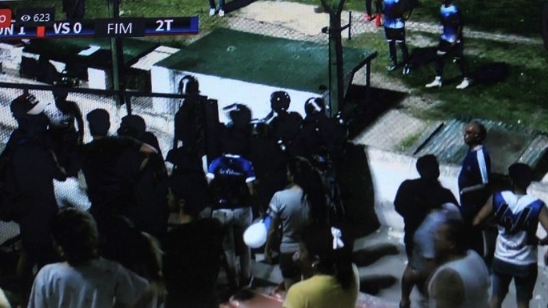 En medio de bochornoso final, Defensores se fue festejando