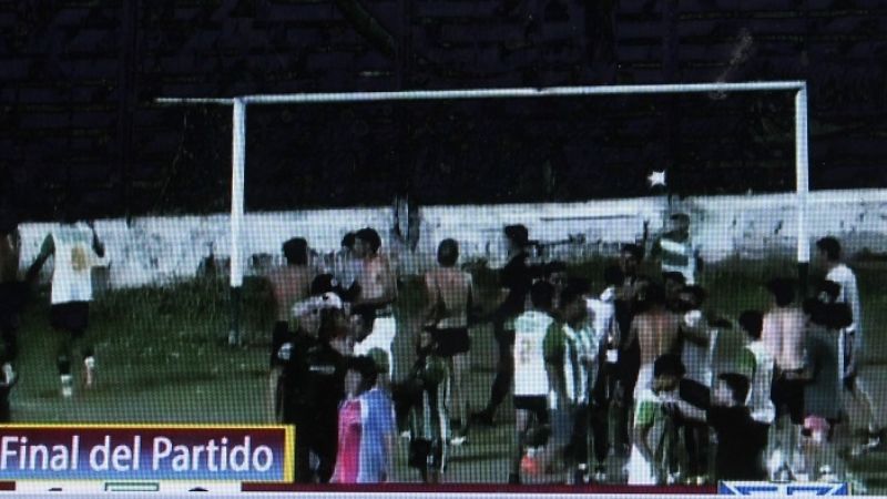 En medio de bochornoso final, Defensores se fue festejando