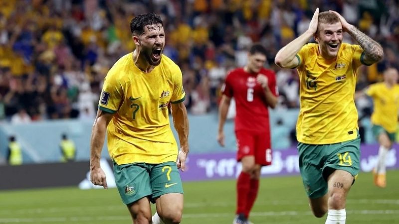 Australia eliminó a Dinamarca y será rival de Argentina
