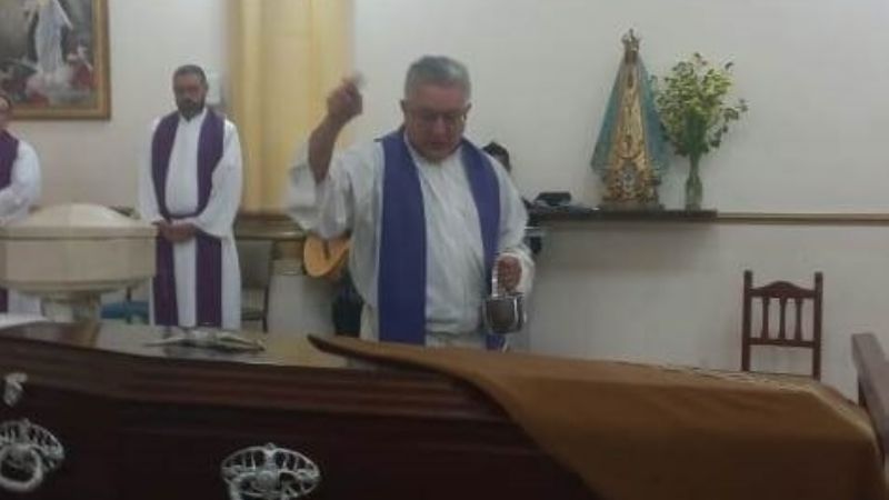 Un sentido último adiós le tributaron al padre Juan Orquera