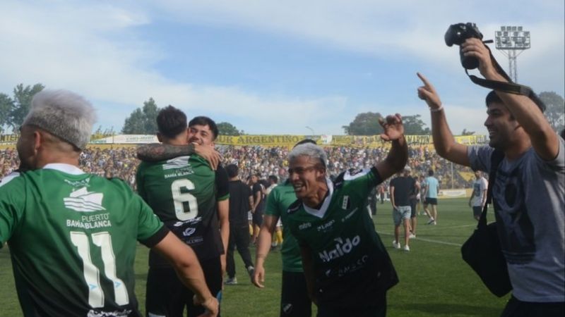 Va. Mitre y Racing de Córdoba por el último ascenso al Nacional