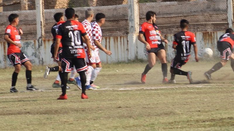 Coronel Daza goleó a “Defe” y espera rival en la “semi”