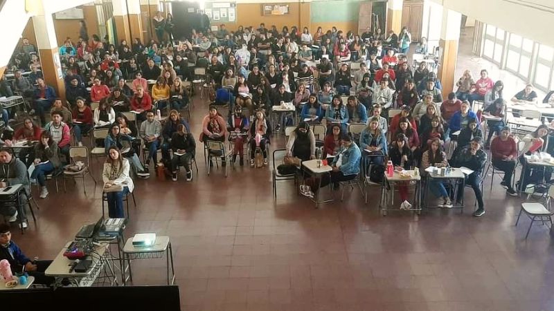 Decenas de docentes compartieron las “Memorias catamarqueñas”