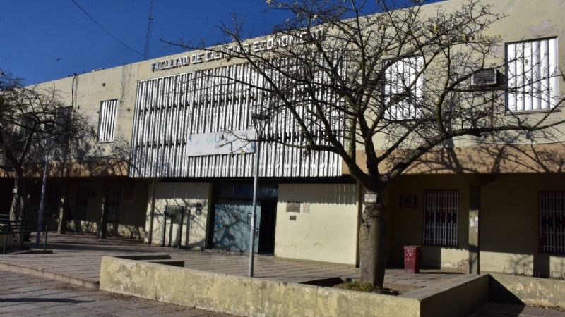 Inscripciones para las carreras de la Facultad de Ciencias Económicas y de Administración