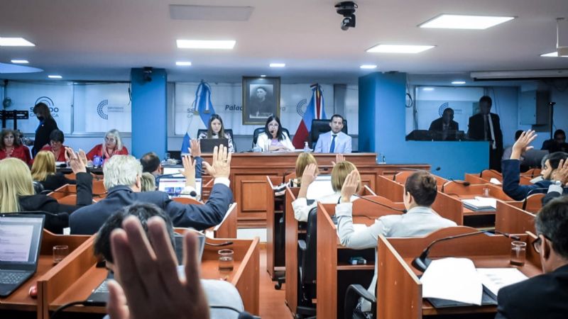 Media sanción para prohibir el traslado que cause perjuicio a agentes estatales