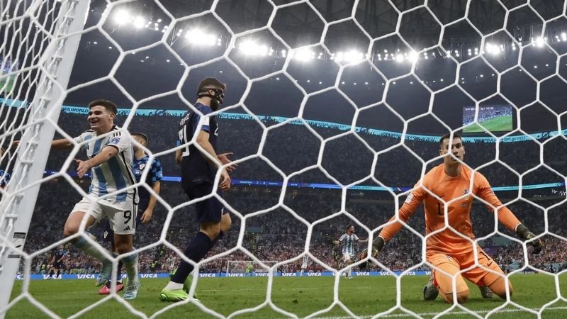 Argentina finalista del Mundial; goleó 3-0 a Croacia