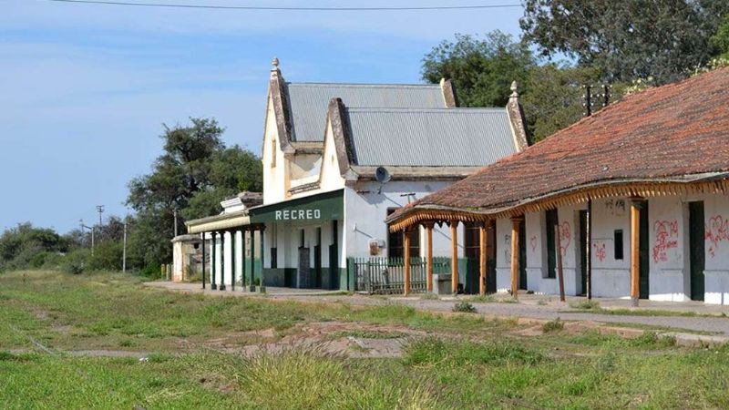 Arrestaron a un hombre en La Paz tras amenazar a su pareja con un arma