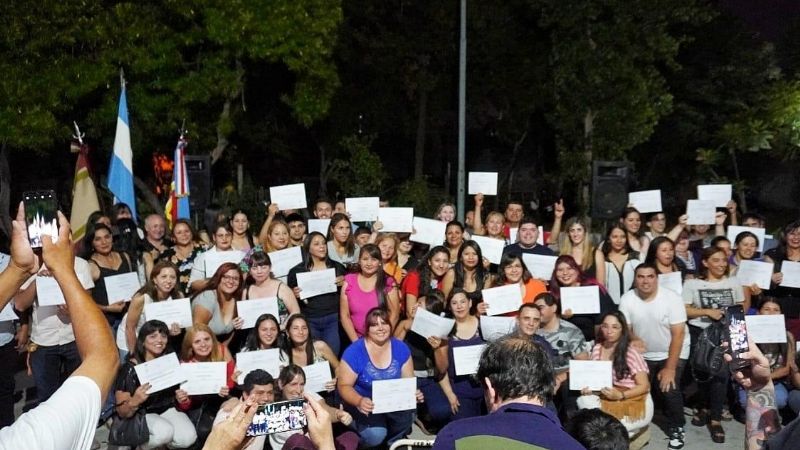 Se capacitaron 480 operarios para la industria de la confección