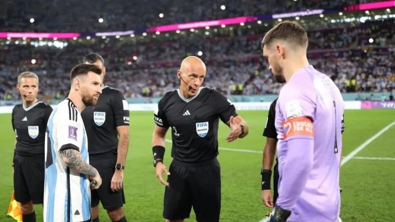 El polaco Marciniak dirigirá la final entre Argentina y Francia