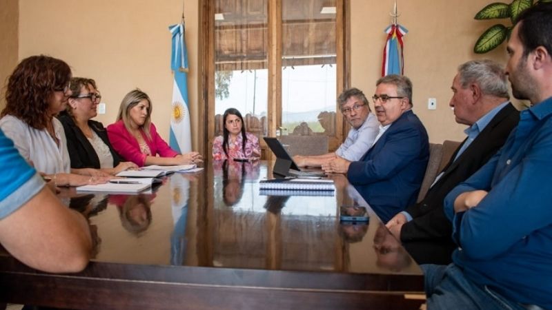 Trabajan en la apertura de nuevas carreras