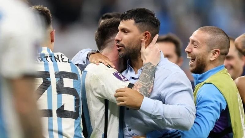 El “Kun” Agüero comparte la concentración con Messi