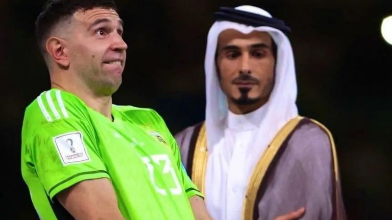 “Festejo a lo “Dibu” por su consagración como mejor arquero