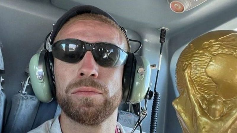 Los jugadores debieron sobrevolar a la multitud que los aclamó