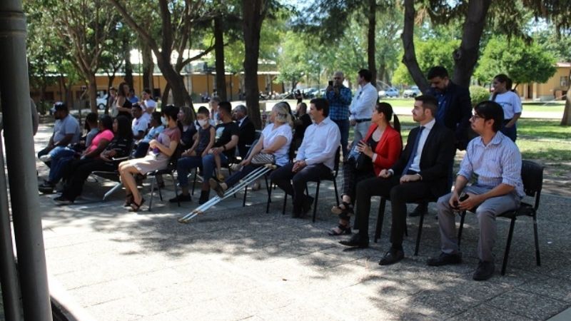 Extranjeros recibieron disposiciones para obtener sus DNI argentinos