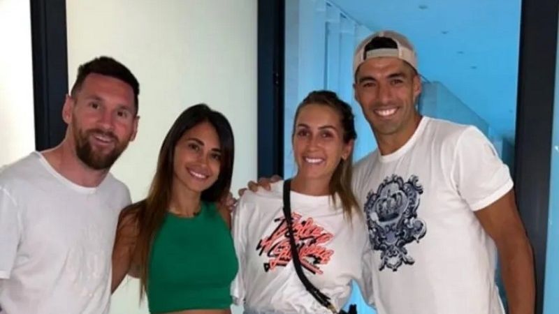 Messi anfitrión de Luis Suárez en la Navidad