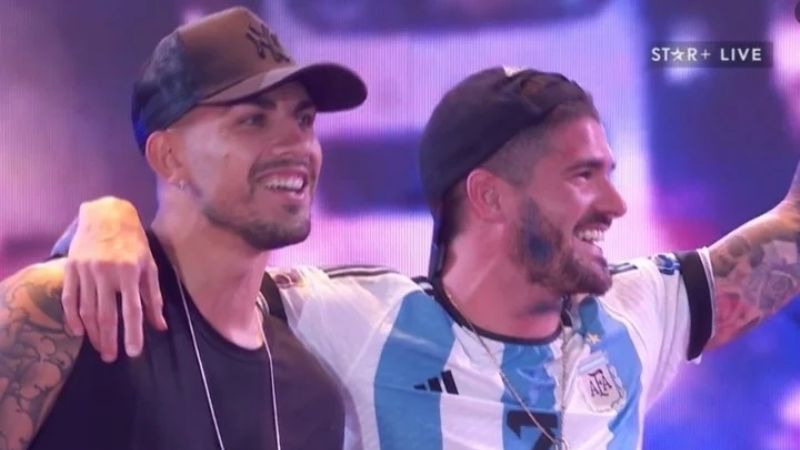 De Paul y Paredes celebraron en el show de Tini Stoessel