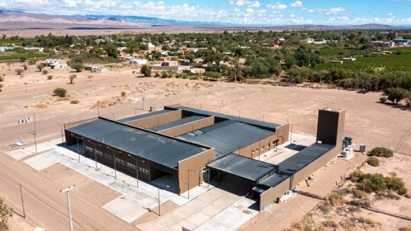 Jalil e intendentes recorrieron obras en Fiambalá y Tinogasta