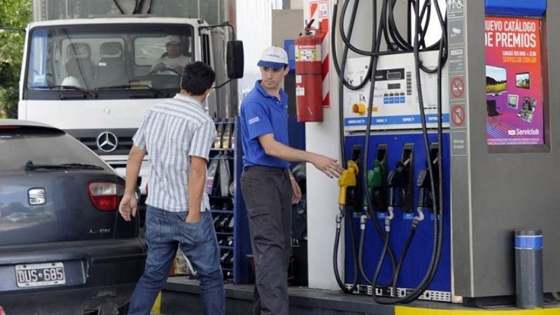 Estaciones de servicio avisan que no pagarán el bono de $24.000