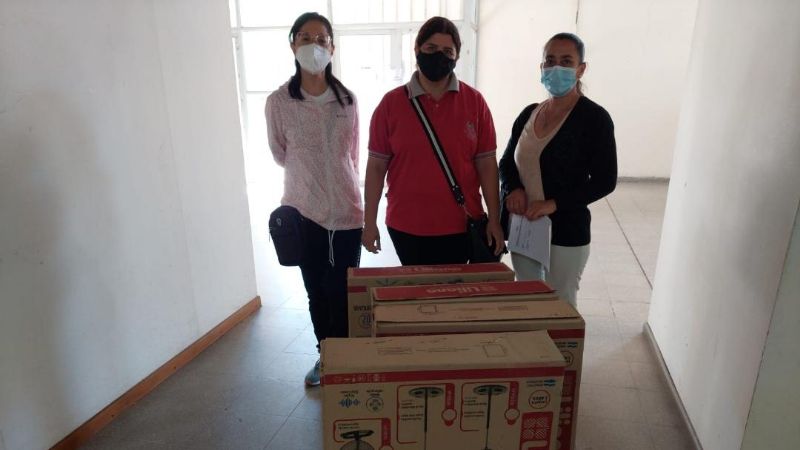 Educación entregó ventiladores para la Escuela Secundaria N°50