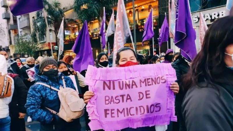 Tras una discusión, asesinó a su pareja de un botellazo