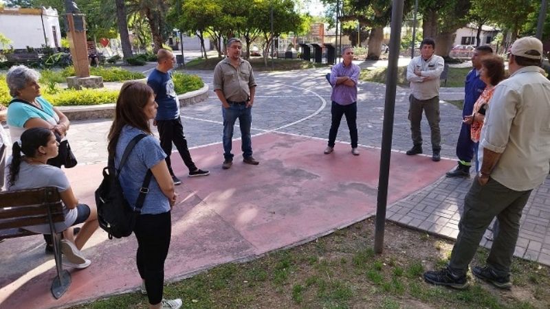 Autoridades de Aguas de Catamarca se reunieron con vecinos de Fray M. Esquiú