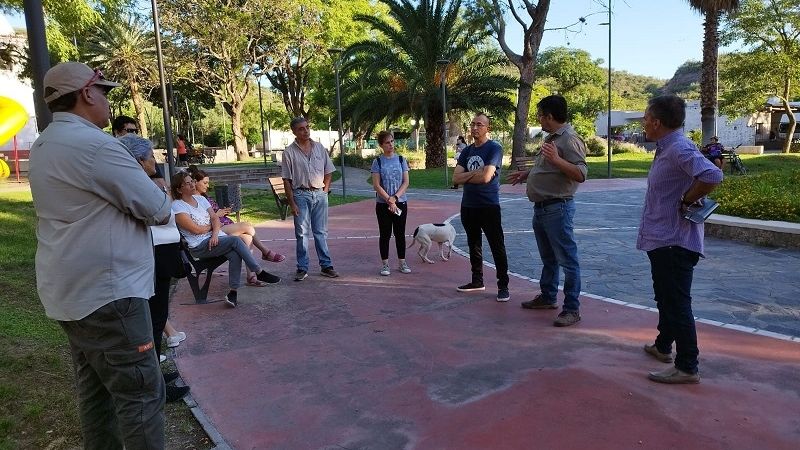 Autoridades de Aguas de Catamarca se reunieron con vecinos de Fray M. Esquiú