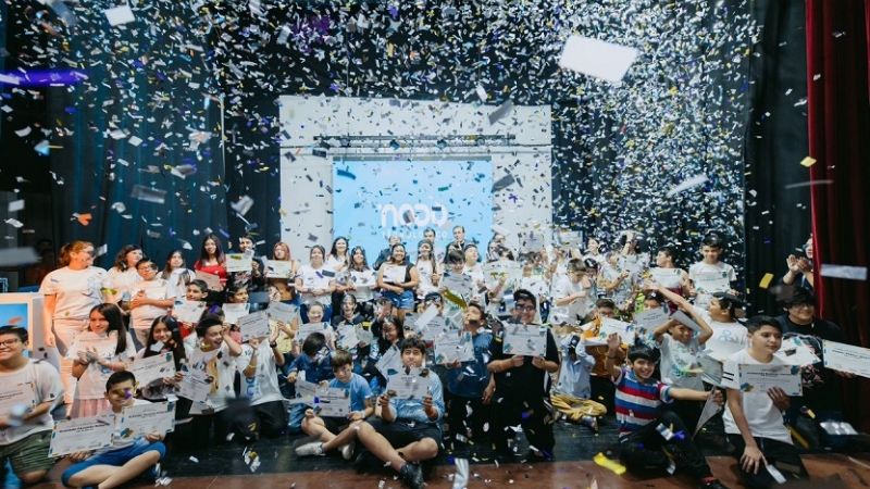 Más de 80 niños, con certificado por su aprendizaje en Robótica y Programació