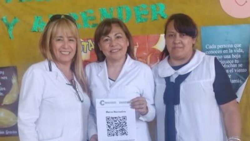 Educación Especial entregó normativa y material de inclusión a escuelas de la Capital